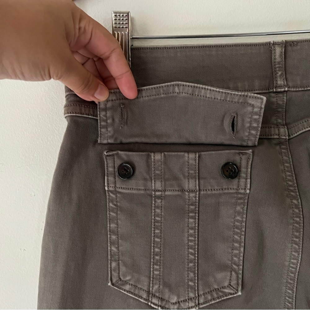 Spanx Stretch Twill Ankle Cargo Pull On Slimming Pants Sz XL in Army Green - Picture 8 of 16